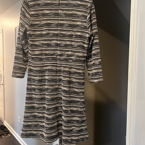 Loft Dress - Picture 3 of 5